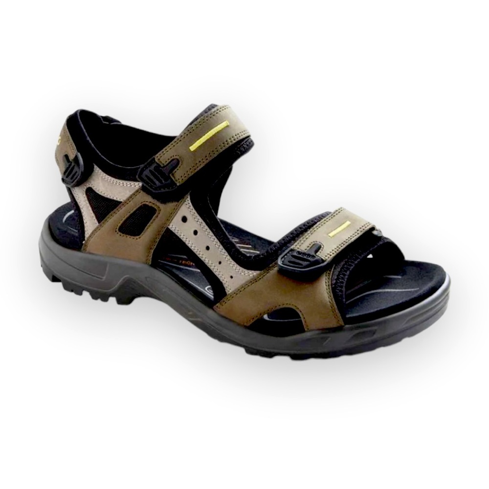 Ecco off-road Yucatan Sandal in Tarmac Moon Rock 45